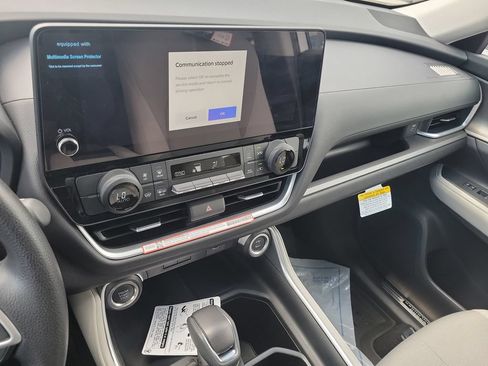New 2026 Toyota Grand Highlander FWD image 14