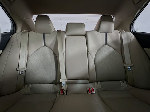 Used 2023 Toyota Camry LE image 28