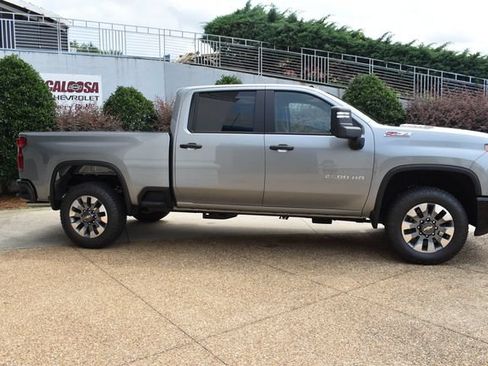 New 2026 Chevrolet Silverado 2500 Custom w/ Custom Value Package AWD/4WD image 11