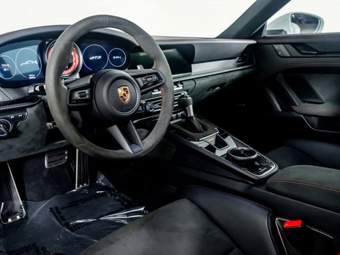Used 2022 Porsche 911 GT3 image 2
