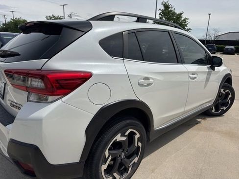 Used 2023 Subaru Crosstrek 2.5i Limited AWD/4WD image 3