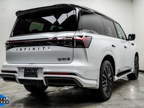 Used 2026 INFINITI QX80 Autograph w/ Premium Cargo Package image 12