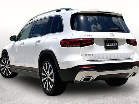 Used 2022 Mercedes-Benz GLB 250 image 12