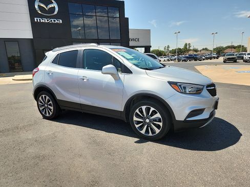 Used 2022 Buick Encore Preferred FWD image 8