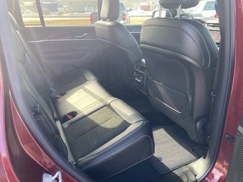 New 2026 Jeep Grand Cherokee Altitude image 29