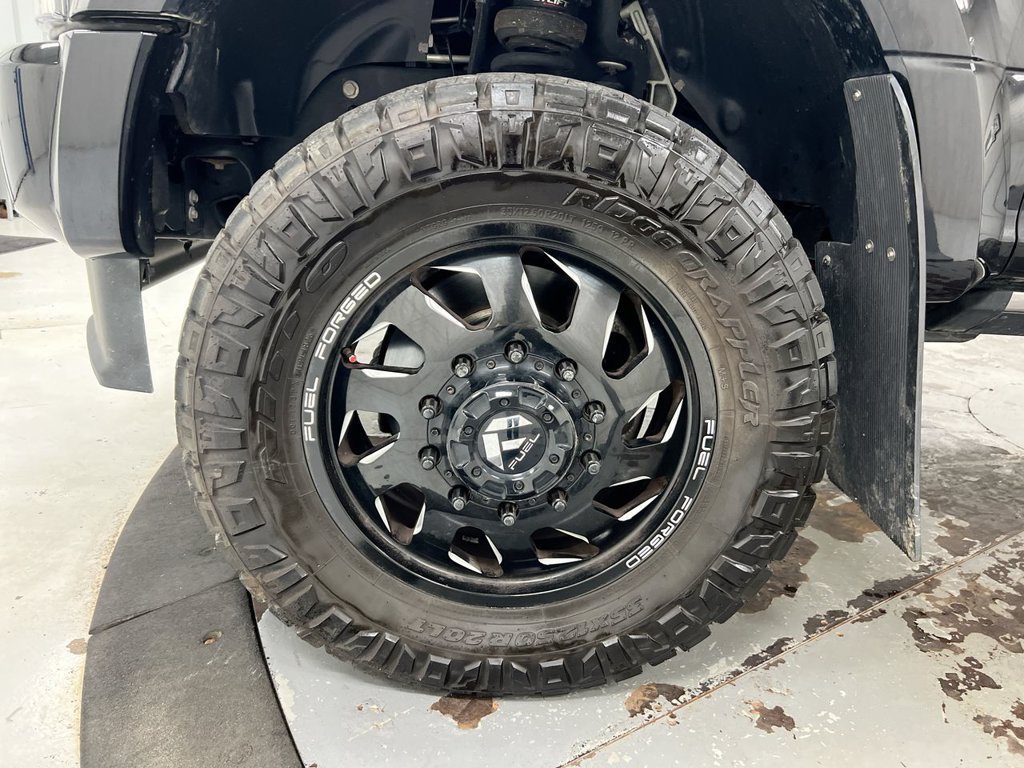 Used 2021 Ford F450 Platinum w/ FX4 Off-Road Package AWD/4WD image 23