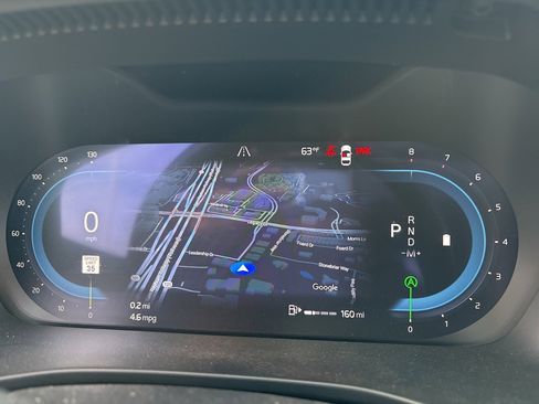 Certified 2025 Volvo XC40 B5 Core image 24