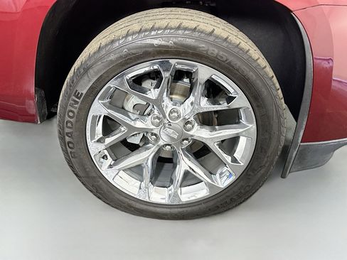 Used 2016 Cadillac Escalade Platinum image 31