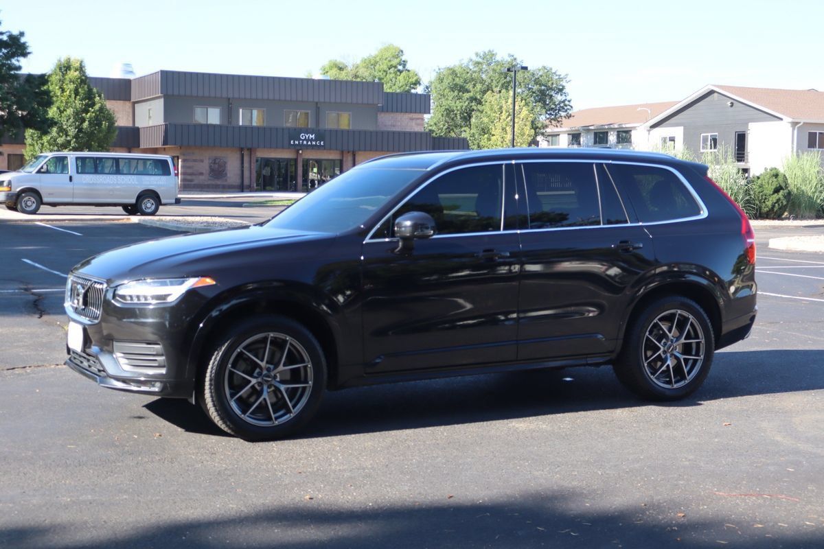 Used 2020 Volvo XC90 T5 Momentum AWD/4WD image 10