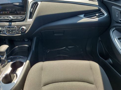 Used 2025 Chevrolet Malibu LT image 15