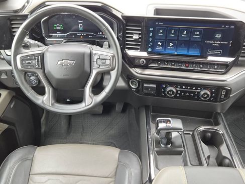 Used 2024 Chevrolet Silverado 1500 ZR2 w/ Technology Package AWD/4WD image 23