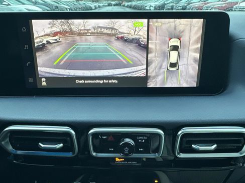 New 2026 Nissan Sentra SL w/ Floor Mat Package image 34