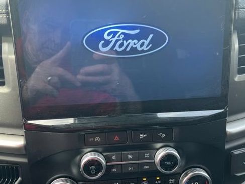 Used 2024 Ford Expedition XLT AWD/4WD image 27