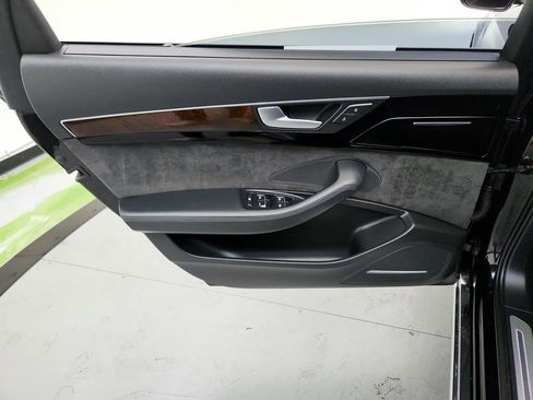 Used 2015 Audi A8 L 4.0T image 25