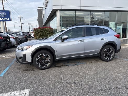 Used 2023 Subaru Crosstrek 2.5i Limited w/ Moonroof Package image 8