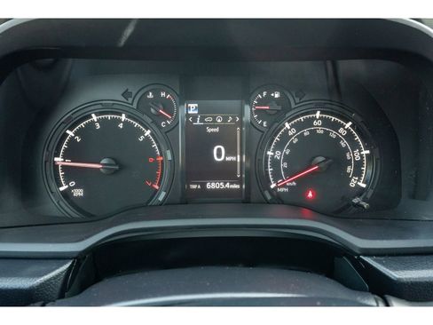 Used 2024 Toyota 4Runner SR5 Premium w/ Moonroof Package image 22