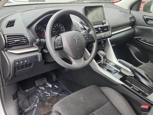 Used 2023 Mitsubishi Eclipse Cross LE image 10