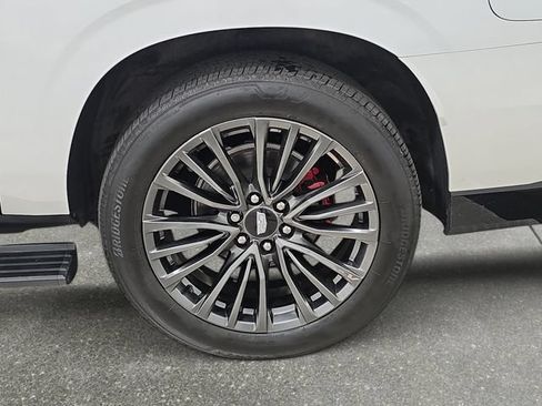 Certified 2024 Cadillac Escalade ESV V w/ LPO, Floor Liner Package AWD/4WD image 30