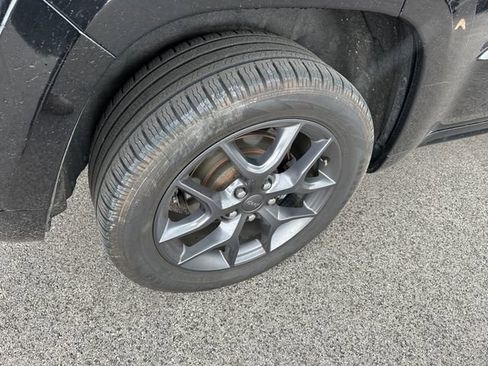 Used 2019 Jeep Grand Cherokee Limited X image 8