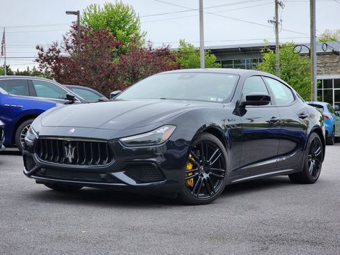 Used 2022 Maserati Ghibli Modena Q4 AWD/4WD image 1