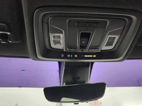 Used 2021 Chevrolet Silverado 2500 High Country w/ Z71 Off-Road Package image 12