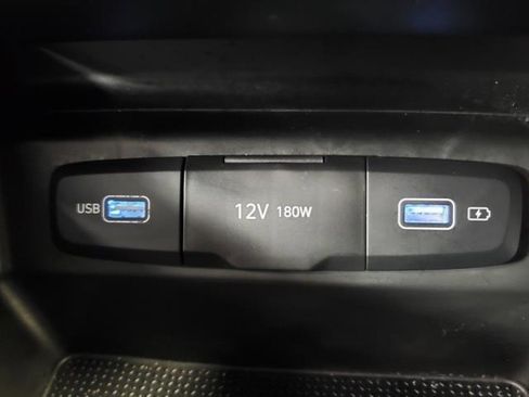 Used 2023 Hyundai Santa Cruz SE w/ Cargo Package image 22