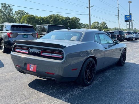 Used 2023 Dodge Challenger SRT Hellcat w/ Driver Convenience Group image 5