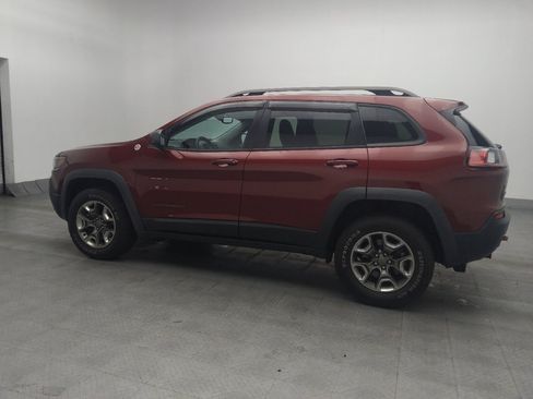 Used 2019 Jeep Cherokee Trailhawk AWD/4WD image 3