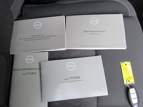 Used 2021 Nissan Titan SV w/ Accessory Utility Package RWD image 21