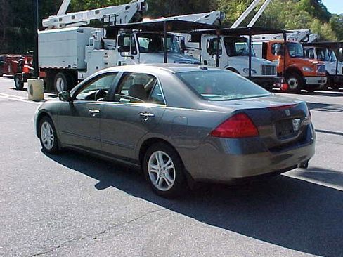 Used 2006 Honda Accord EX-L image 12