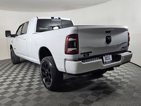 Used 2024 RAM 2500 Laramie w/ Night Edition AWD/4WD image 3