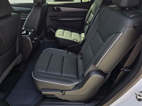 New 2026 Buick Enclave Sport Touring image 4