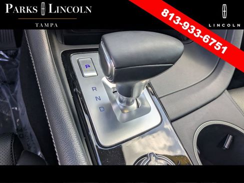 Used 2019 Genesis G70 2.0T Advanced RWD image 23