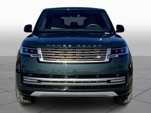 New 2025 Land Rover Range Rover Long Wheelbase SE image 3