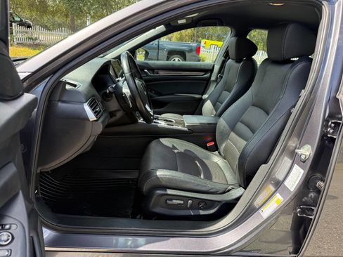 Used 2019 Honda Accord Sport image 10