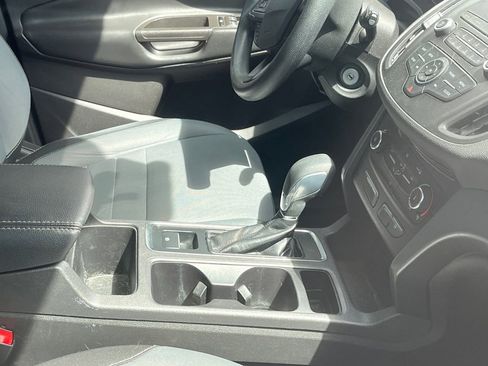 Used 2019 Ford Escape S FWD image 6