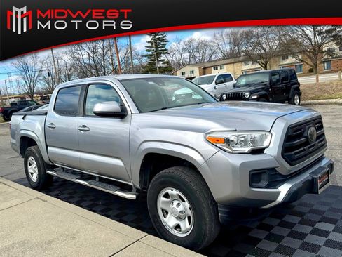 Used 2019 Toyota Tacoma SR5 image 1