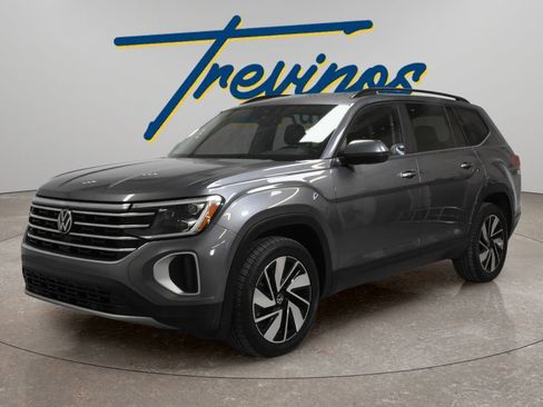 Used 2024 Volkswagen Atlas SE AWD/4WD image 8