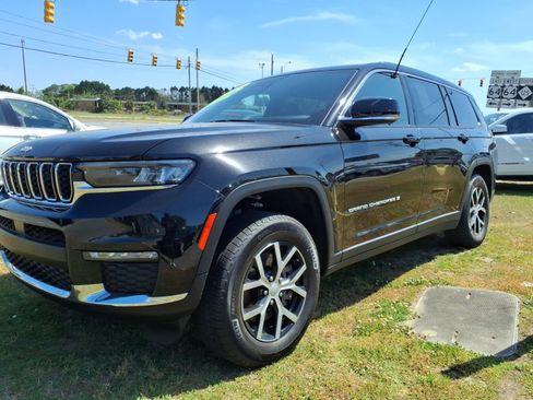 Used 2025 Jeep Grand Cherokee L Limited AWD/4WD image 5
