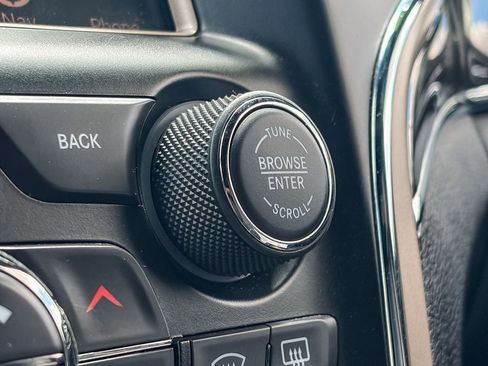 Used 2014 Jeep Grand Cherokee Overland w/ Advanced Technology Group AWD/4WD image 29