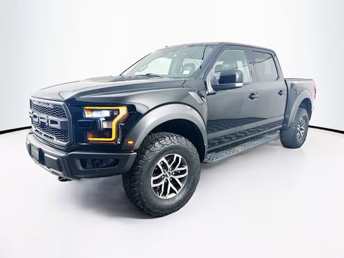 Used 2017 Ford F150 Raptor w/ Equipment Group 802A Luxury AWD/4WD image 3