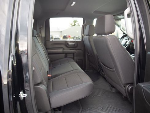 Used 2024 Chevrolet Silverado 2500 Custom w/ Custom Value Package image 23