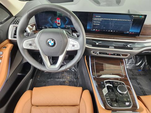 Used 2026 BMW X7 xDrive40i image 27