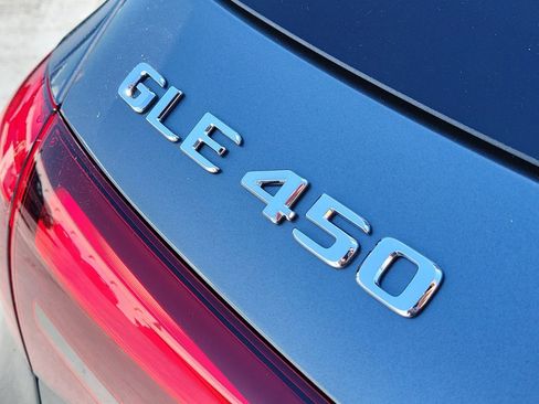 New 2026 Mercedes-Benz GLE 450 4MATIC image 9
