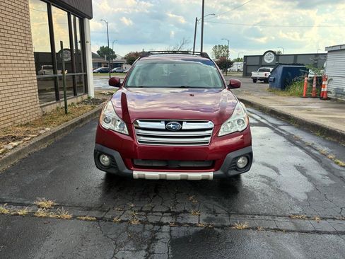 Used 2013 Subaru Outback 2.5i Limited w/ Moonroof Pkg AWD/4WD image 6