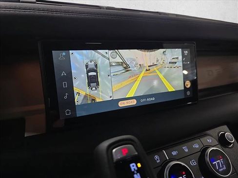 Certified 2024 Land Rover Defender 110 S image 22