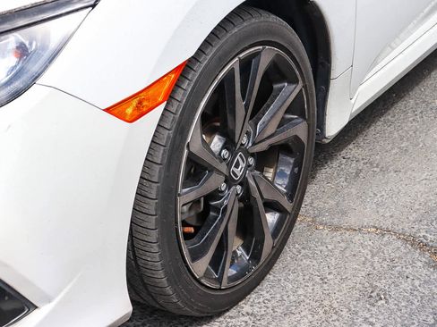 Used 2019 Honda Civic Sport image 4