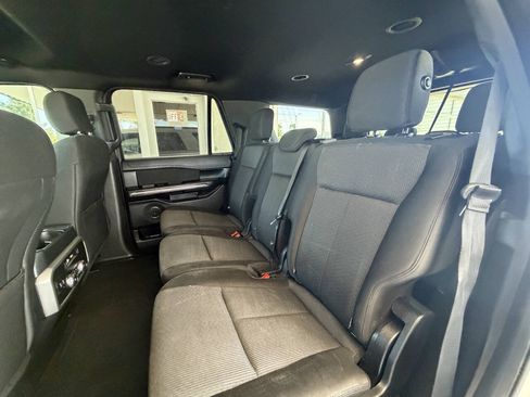 Used 2019 Ford Expedition XLT RWD image 14