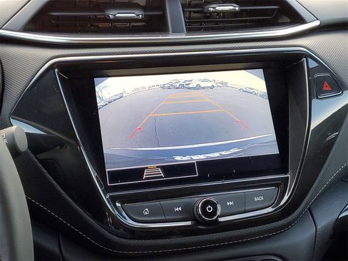 Used 2023 Chevrolet TrailBlazer ACTIV w/ Convenience Package image 16