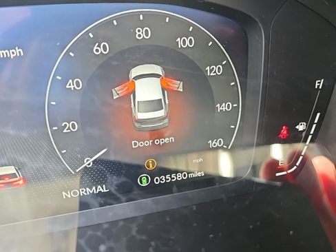 Used 2023 Honda Civic Touring image 17